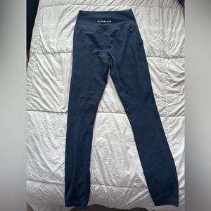 Alphalete Surface Pocket Legging